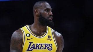 プレーオフを終えたレブロン…「彼は足の腱を断裂しながらプレーしていた」と現地記者