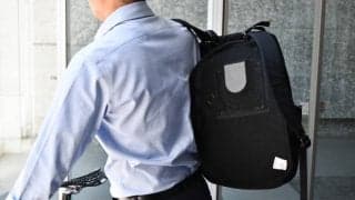 このアイテムで「リュックの背中蒸れ問題」が解決するかもしれない