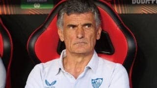 セビージャ大復活の立役者、メンディリバル監督が戦術を180度転換した理由は？ 1人の選手を絶賛