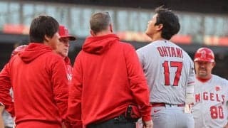 【MLB】大谷翔平の“悶絶”が「見てるだけで痛い」　苦悶の表情で飛び跳ね「無事であって！」