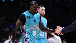 帰化選手のファイ・パプ月瑠が自由交渉選手リスト入り…佐賀は交渉を継続