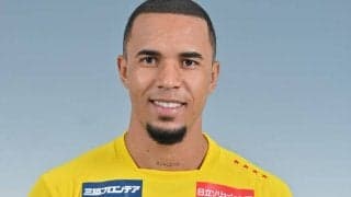 柏、4月加入のブエノが右ヒザ手術で全治半年