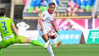 「奥様が綺麗過ぎる！！」J1通算200試合出場の山中亮輔が家族に感謝「いつも最高のサポートを本当にありがとう！」