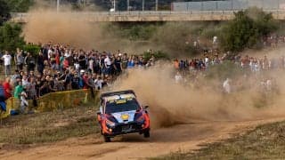 WRCサルディニア：初日の市街地ステージを終えて、ヒョンデのエサペッカ・ラッピがトップ、勝田は4番手発進