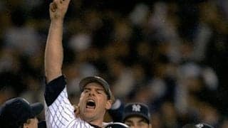 【MLB】ナンバーワン・ポーズに兜や金色のダンベル……今昔の野球パフォーマンスについて考える