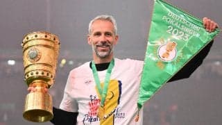 「信じられないこと」見事DFBポカール連覇、ローゼ監督が優勝を喜ぶ「素晴らしい夜を過ごしてほしい」