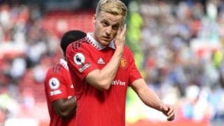 ファン・デ・ベーク、ユナイテッド退団も…選択肢を模索へ