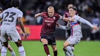 「これは神の絵図」「いい写真」イニエスタとシャビ監督による黄金バルセロナを象徴する「レジェンド抱擁2ショット」が世界的反響！「こんなシーン見せられたら泣いちゃうよ」の声