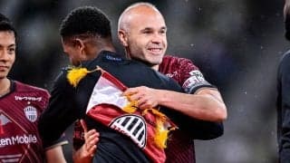 「イニエスタがそこまで来まして」人気漫才コンビ・ミキの亜生が「国立イニエスタ観戦ショット」公開！「レヴァンドフスキがそこでキープしてまして」と興奮伝える