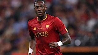 ローマFWエイブラハムが左ヒザ前十字じん帯を手術、最長8カ月の離脱で復帰は来年か