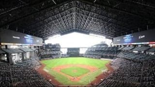 エスコンフィールドはやりやすい？　やりづらい？　屋根つきの天然芝、いびつな形状…選手たちが語る本音