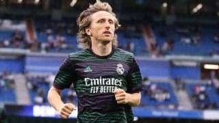 バロンドール受賞者にしかできない飾り付け！モドリッチが家族で長男の誕生日を祝福