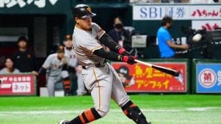 岡本和真、リーグトップ独走の14号ソロ　主砲の“確信弾”に敵地のファンも大歓声