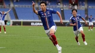 宮市の劇的復活弾で横浜FMが4連勝！　柏は終盤の連続失点で井原体制初白星ならず【明治安田J1第17節】