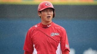 新井貴浩のFA流出で「右目の辺りが落ちてきた」　補償で悩み顔面麻痺に…編成部の苦労