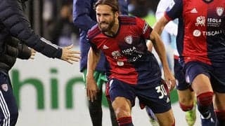 ラニエリ率いるカリアリが劇的過ぎる1年でのセリエA復帰！　パヴォレッティ後半AT弾でバーリ撃破《セリエA昇格PO》