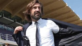 サレルニターナのソウザ監督が退任へ？　後任の本命はピルロか