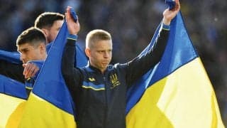 ジンチェンコが戦火の母国・ウクライナから帰還、支援継続を表明 「行動し続ける」