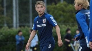 「思い描いた通り」日本代表の新10番を託された堂安律、プレッシャーを結果に変える「勝たせる選手が10番」