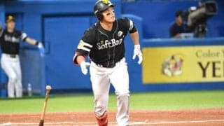 鷹が栗原＆近藤のアーチで燕に勝利　東浜が5勝目、磐石の救援陣は無失点リレー