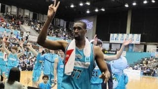 京都を退団したエペ・ウドゥが現役引退、アトランタ・ホークスのアシスタントコーチに就任