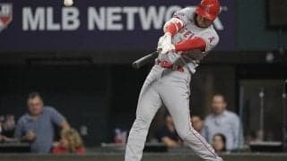 大谷翔平が会心の２２号弾！“リアル二刀流”での大活躍にＭＬＢ公式は「なんて夜だ。ＭＬＢトップの２２号だ」