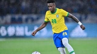 「王者の貫禄がでまくってる」ブラジル代表が黒ユニフォーム着用で”オールブラックス”に！ 反人種差別キャンペーンで「黒ユニかっこよすぎ」「素晴らしい代表チーム」と称賛される