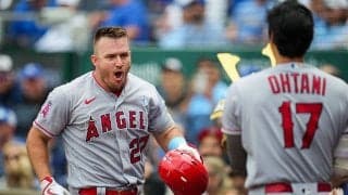 【MLB】大谷翔平から“連鎖”の兜パフォ…トラウト笑顔「クール」　親友は被れず「中にいた」