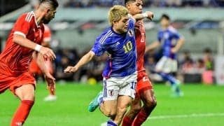 「ヒーローすぎる」堂安律がペルー戦前にサインボールを子どもへ手渡しする姿が「素晴らしい人や」「優しいな」と話題に！「こういうの凄く嬉しい」と企画も称賛される