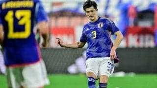 「若き県知事にしか見えない」くまモンと握手するDF谷口彰悟に「イケメン政治家」「やり手市長」とファン反応！「くまモンは可愛いし、谷口さんはクソかっけえな」の声