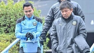 「最後の鬼さんとの泣けるな」チャナティップが公開した「川崎・鬼木監督との夜の駐車場での抱擁ショット」が大反響！「こんな密着して写真撮れるのチャナくらい」の声