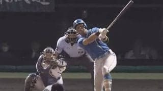 泳いで場外寸前「飛距離やばい」　驚きの一発にファン困惑「レフトフライかと」