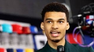 注目新人ビクター・ウェンバンヤマの公式身長は222センチ…NBA2番目の高身長選手に