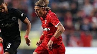 アントワープのデンマーク代表FWフィッシャーが29歳で現役引退…