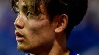 「緊張した笑顔笑」人気芸人が久保建英ら日本代表選手に挟まれた「豪華3ショット」公開！「一生の宝物ですね」と祝福の声続々