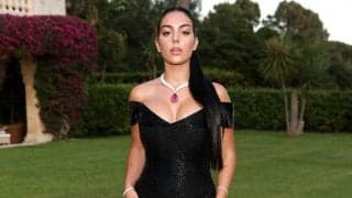 「言葉にならない」「このドレスはすごい！」C・ロナウドのパートナー、ジョルジーナさんのボディライン露わな真っ赤なタイトドレス姿をファン絶賛「最高にスイート」