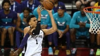 怪物ウェンバンヤマがサマーリーグ初出場…“NBAデビュー戦”は9得点8リバウンド5ブロック