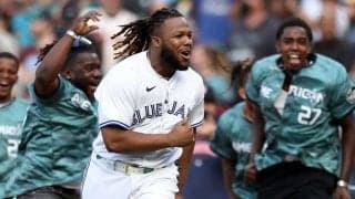 【MLB】ゲレーロJr.がHRダービー初優勝…史上初の親子V　決勝新の25発で“腕組みドヤ顔”
