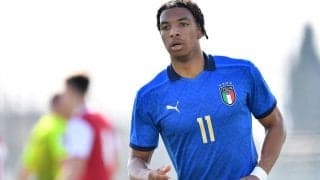 PSGがイタリアの逸材、18歳MFヌドゥールを完全移籍で獲得！ ベンフィカBでプレー、5年契約