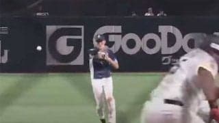 審判も大興奮の“5連発”　瞬きできぬ3秒…ファン忠告「源田のとこに打っちゃダメ」