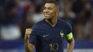 パリ・サンジェルマン残留か、レアル移籍か 孤立化するエムバペをめぐる噂の真相