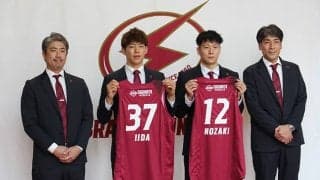 飯田遼と野﨑零也が川崎ブレイブサンダース加入会見に登場…“同級生コンビ”が新天地で3冠目指す