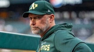 【MLB】試合開始即、指揮官“退場”　本塁判定めぐり激昂…場内騒然、直後に吉田正尚が二塁打