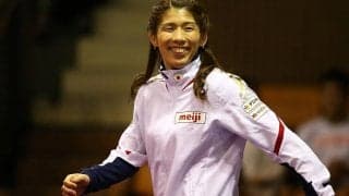 「蹴るごとに威力増してない？」「飲み込みはや！」吉田沙保里さんが元日本代表FWの指導で強烈シュート連発！「即日本代表入りしそう」