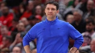 サンダーが就任4年目を迎えるマーク・デイグノートHCと複数年の延長契約を締結