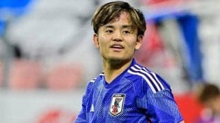 「フランス語も話せるんか凄い」久保建英が見せた、ソシエダ新加入選手とのコミュニケーション場面にファン脱帽！「咄嗟にこんな風に振る舞えるって」と驚きの声