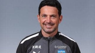横浜FCのアダウトGKコーチが契約解除…双方合意の下での決定「私の家族の事を理解し許してくれたクラブに感謝しています」