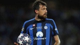 リーダー格が続々退団のインテルだが…35歳アチェルビの言葉が頼もしい 　「昨季の経験をベースに互いを助け合う」