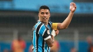 スアレス、メッシとの共闘を望み自腹を切る？ グレミオに給与全額返還に加え、契約解除の補償金も支払う？