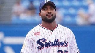 燕がサンタナを特例で抹消…痛い主砲の離脱　オリ紅林も体調不良で外れる、26日の公示